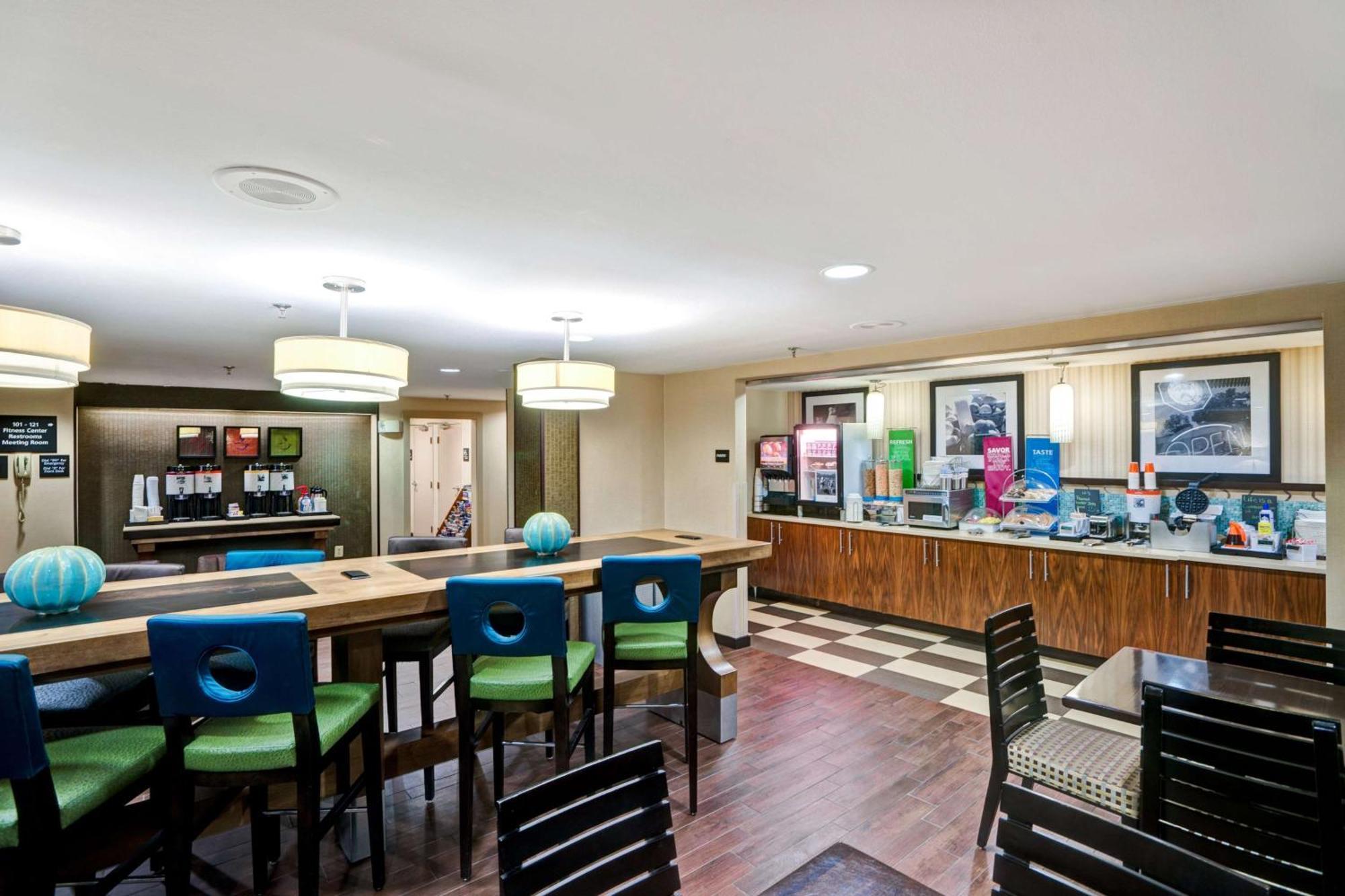 Hampton Inn By Hilton Milford Exteriér fotografie
