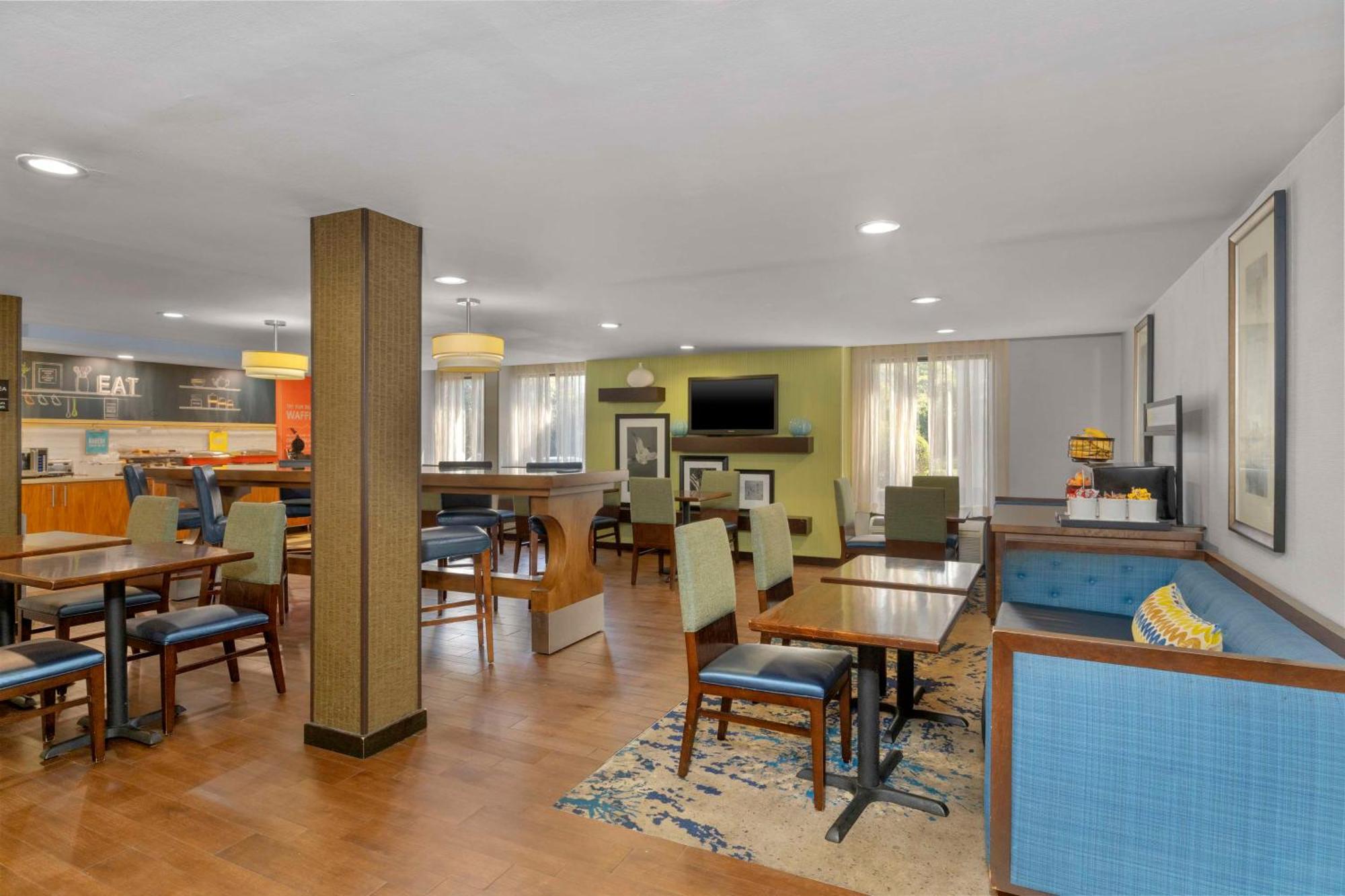Hampton Inn By Hilton Milford Exteriér fotografie